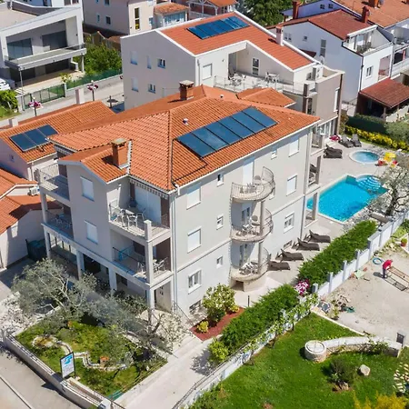 Appartement With Pool Fazana-fazana